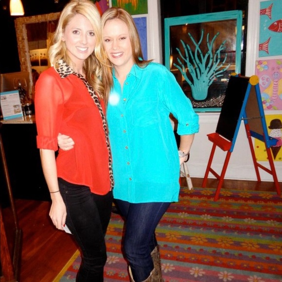 Rehab women’s top - Picture 2 of 2